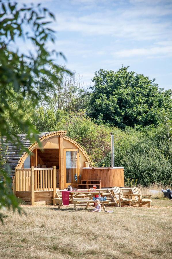 Barnhorn Glamping Villa Hooe Exterior photo
